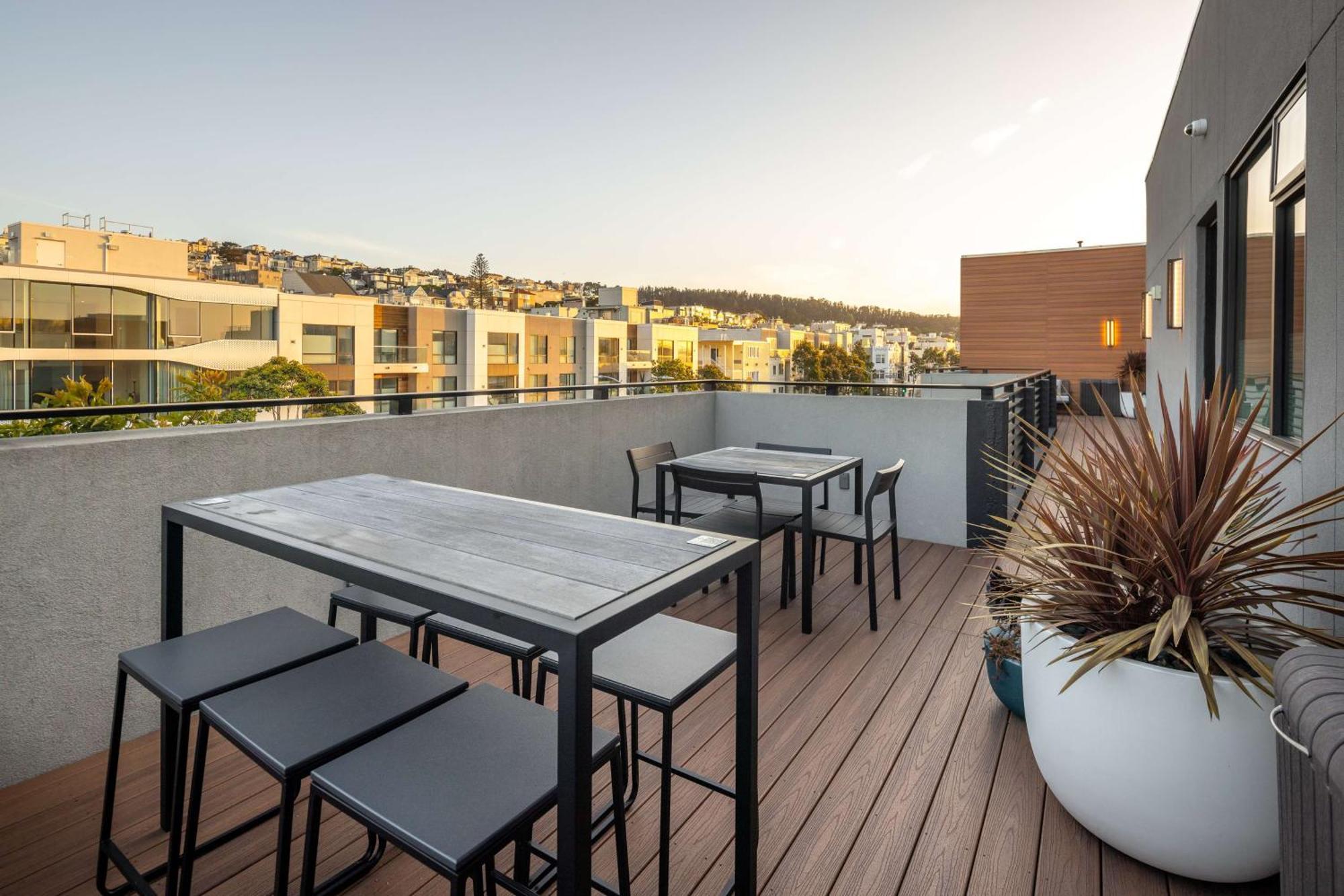 Infinity Hotel San Francisco, Tapestry Collection By Hilton Exterior photo