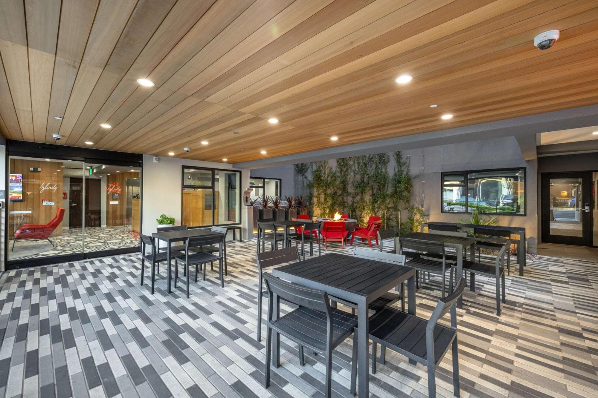 Infinity Hotel San Francisco, Tapestry Collection By Hilton Exterior photo